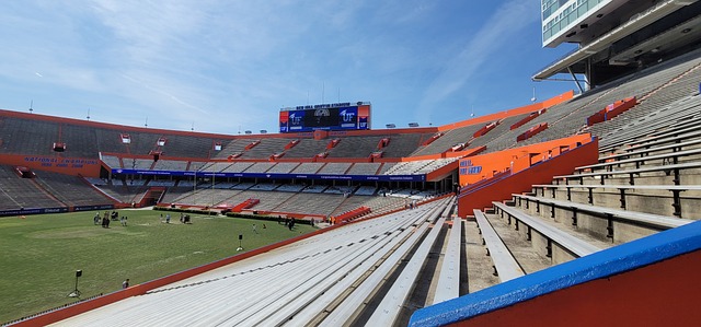 曼城一直善 曼城一直善